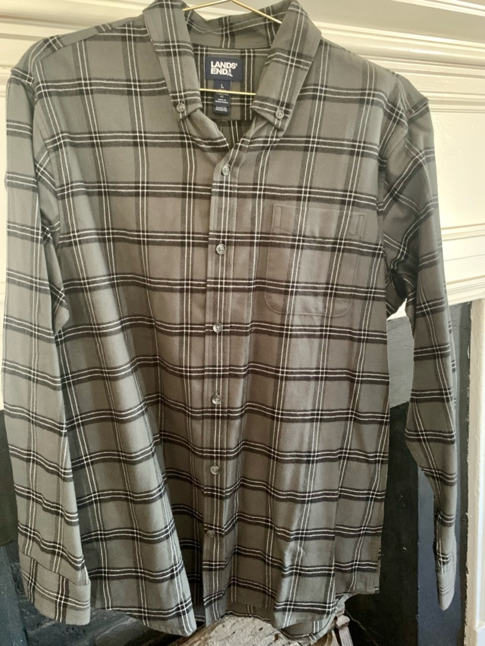 Men's Lands' End Long-Sleeve Button-Down Shirt
